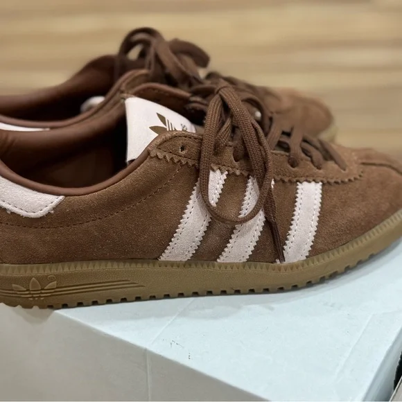Adidas BRMD Brown Sneakers with Sandy Pink Stripes - Picture 5 of 12